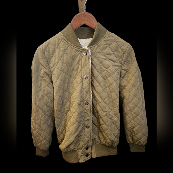 Quilted Jacket - Picture 5 of 10